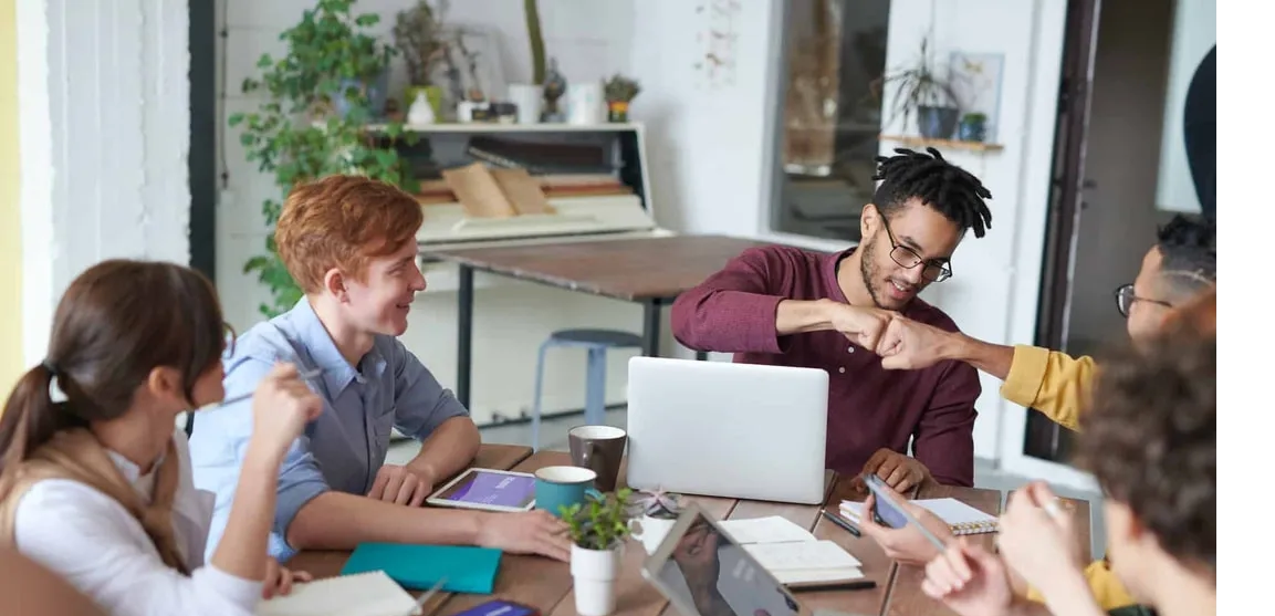 AI projects vs traditional IT projects: key challenges for Business Analysts and Project Managers